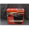 Image 1 : Honeywell Top Fill Warm Mist Humidifier