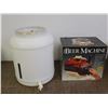 Image 1 : The Beer Machine and Large Plastic Vat Beer Making Supplies