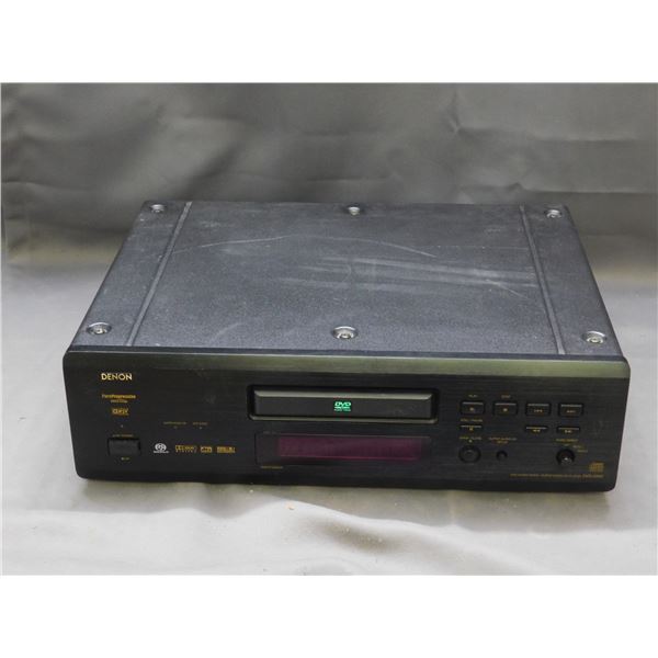 Denon DVD-2900 Compact Disc Player.