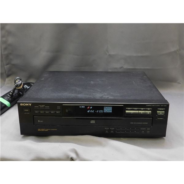 Sony 5 Disc Hi Density Linear Converter Compact Disc Player. Model CDP-C235. Works.
