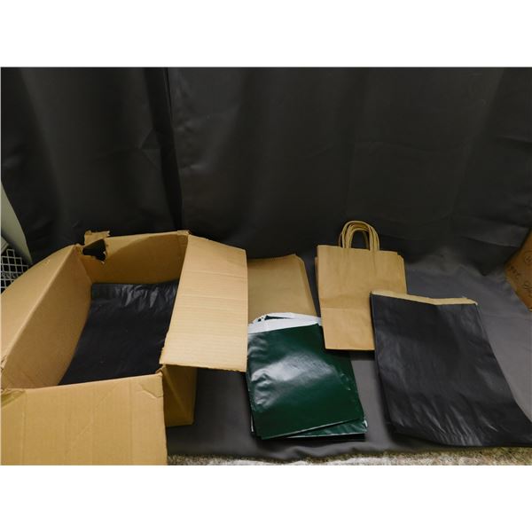 Box of Paper Shopping Bags Gift / Store Bag