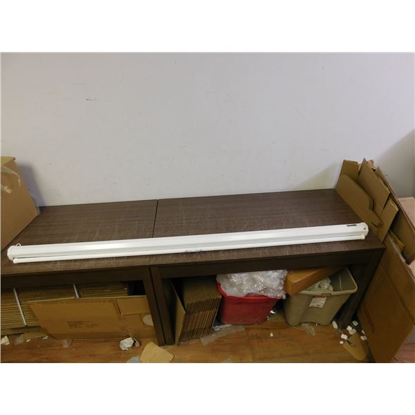 Hanging 6ft Wide Pulldown White Projector Screen Da-Lite