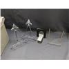 Image 3 : Bin of Wire Dish / Plate / Signage Stands / Picture Art Stands