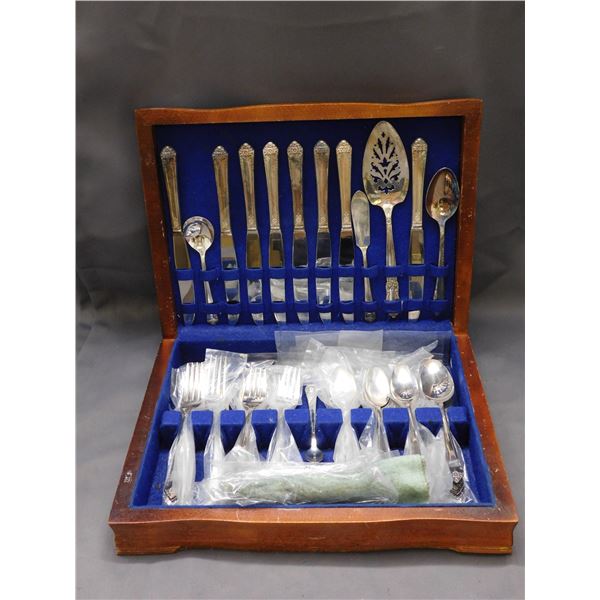 Rogers Cutlery / Flatware Set in Wooden Presentation Box