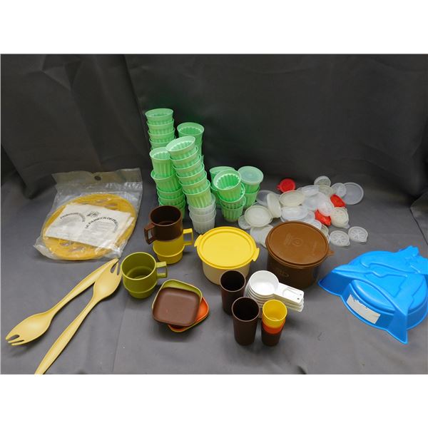 Large Lot of Vintage MCM Tupperware Ice Cream Cups w Lids, Measuring Cups, Various, Perogie Maker