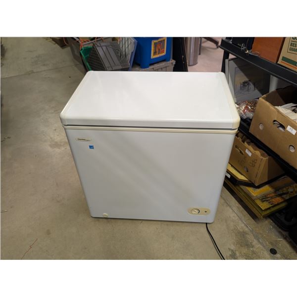 Danby Chest Freezer Model DCFM142WDD 2011