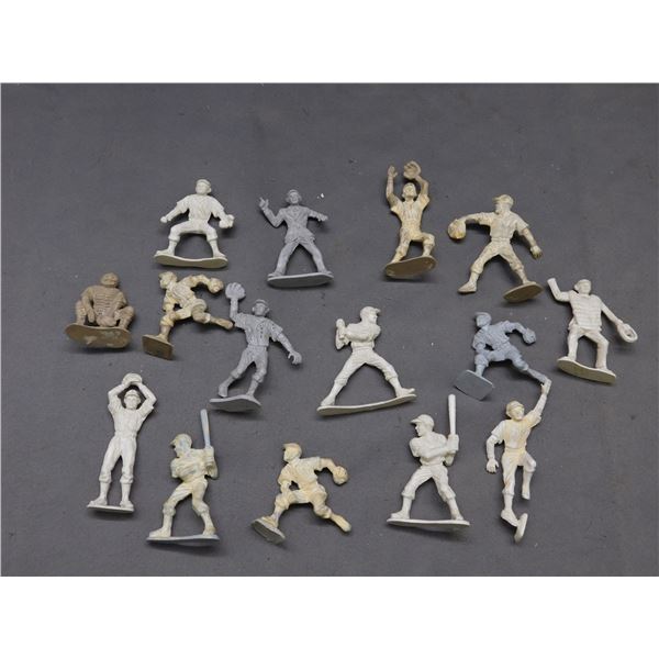 Lot of 15 1950's Kelloggs Cereal Plastic Baseball Players