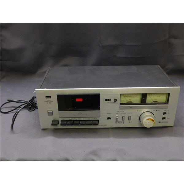 Sansui Stereo Cassette Deck Model D-90 *for parts repair*