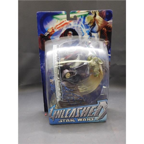Star Wars Unleashed Yoda vs Darth Sidious 7-Inch Action Figure Diorama