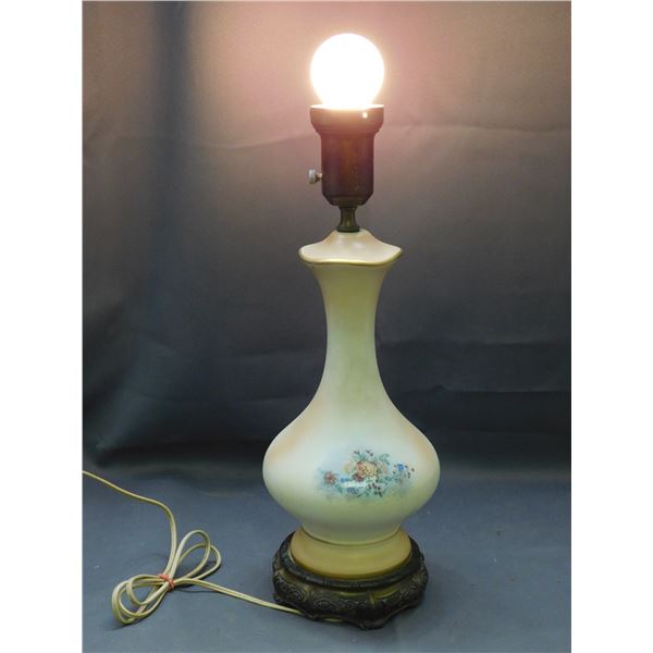 Lot of 2 Vintage Antique Ceramic Base Table Lamp and Porcelain Table Lamp