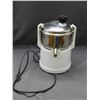 Image 3 : Centrifugal Juicer Model 900 *used*