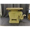 Image 4 : Vintage Wicker Woven Elephant Side Table Sunroom Patio Decor