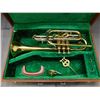 Image 2 : Getzen 300 Series Trumpet Made in USA *no mouthpiece, broken case handle*