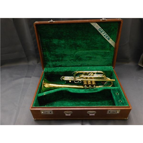Getzen 300 Series Trumpet Made in USA *no mouthpiece, no case handle*