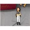 Image 2 : 3pcs Bratz 23" Doll, Regular Doll and Fabric Storage Bin