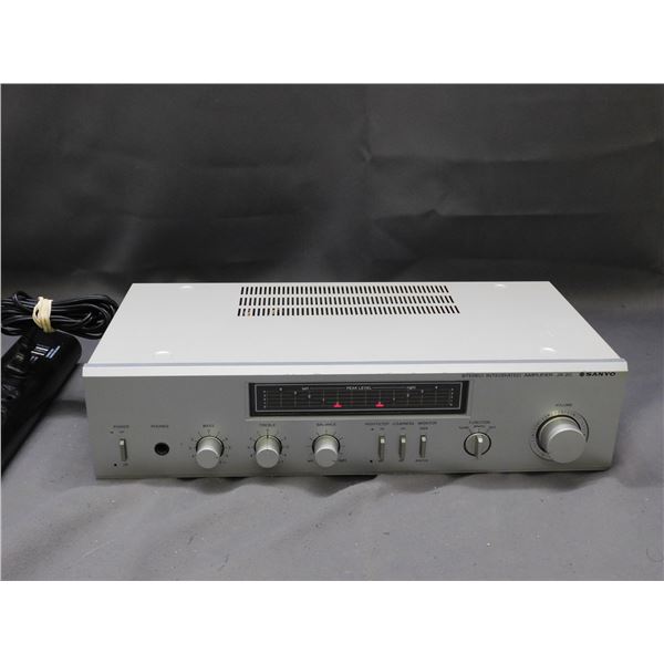 SANYO Stereo Integrated Amplifier JA 20