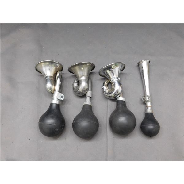Lot of 4 Vintage Bicycle Trumpet Air Horns / Squeeze Clown Horns