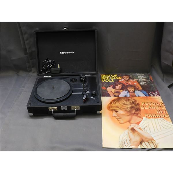 Turntable Record Player Crosley with 2 Albums