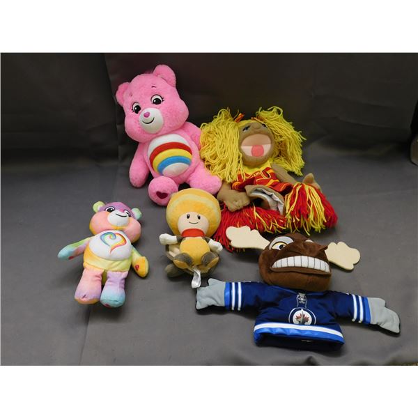 Lot of 5 Plush Toys, Puppets