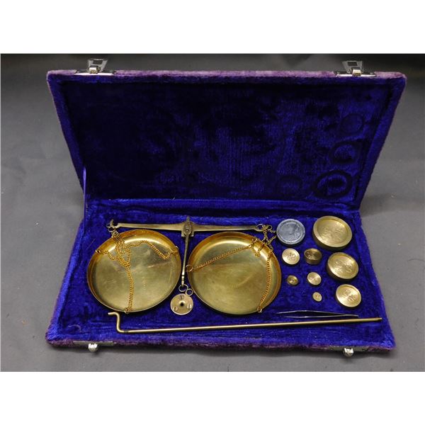 Gold Tone Measuring Scale with Weights