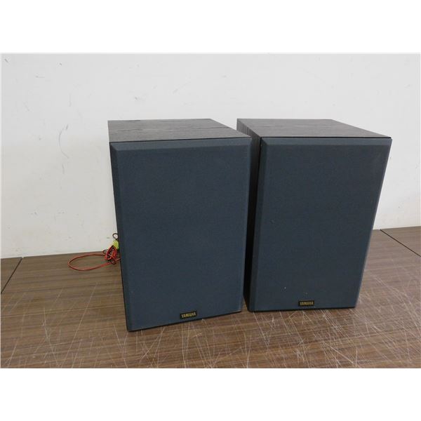 Pair of Yamaha Speakers NS-A635A