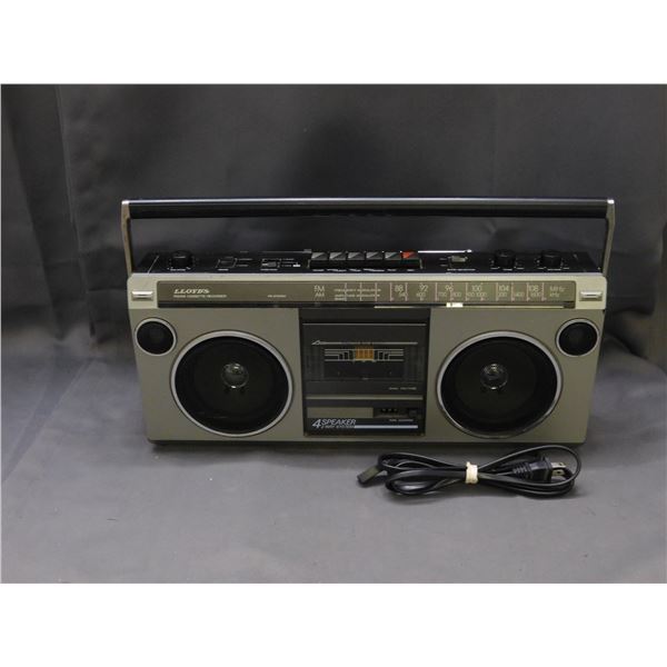 Lloyds FM/AM Cassette Recorder Model V373