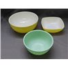 Image 1 : Lot of 2 Pyrex Yellow Mixing Bowls and 1 Fire King Jadeite Bowl