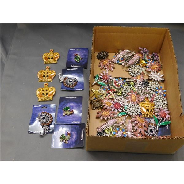 Lot of Vintage Rhinestone Brooches