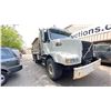 Image 2 : 2009 VOLVO D13, 2DR DUMP TRUCK, MANUAL, WHITE, VIN 4V5KC9EJ29N277156