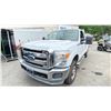 Image 1 : 2012 FORD F-250 SUPERDUTY XL, 4DR CREW CAB PU, WHITE, VIN 1FT7X2B68CEA49073