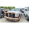 Image 1 : 2011 FORD F-450 SUPERDUTY, 2DR GARBAGE CAN LIFTER PU, WHITE, VIN 1FDUF4GY9BEA99941