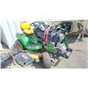 Image 1 : 2002 JOHN DEERE X520 MULTI-TERRIAN MOWER GREEN VIN MOX520A040153