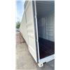 Image 3 : 40' HC, 52,910 MAX CAPACITY INDUSTRIAL TRANSPORT CONTAINER WITH 4 DUAL SWING SIDE DOORS