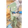 Image 2 : GENERAL MODEL 490 ELECTRIC INDUSTRIAL VERTICAL BANDSAW
