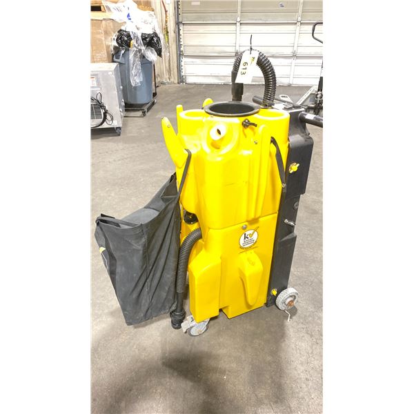 KAIVAC 1250 NO-TOUCH COMMERCIAL CLEANING SYSTEM, 500PSI, 3-STAGE VACUUM