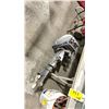 Image 2 : EVINRUDE 6 LOW SPEED MIXTURE GAS POWERED OUTBOARD BOAT MOTOR
