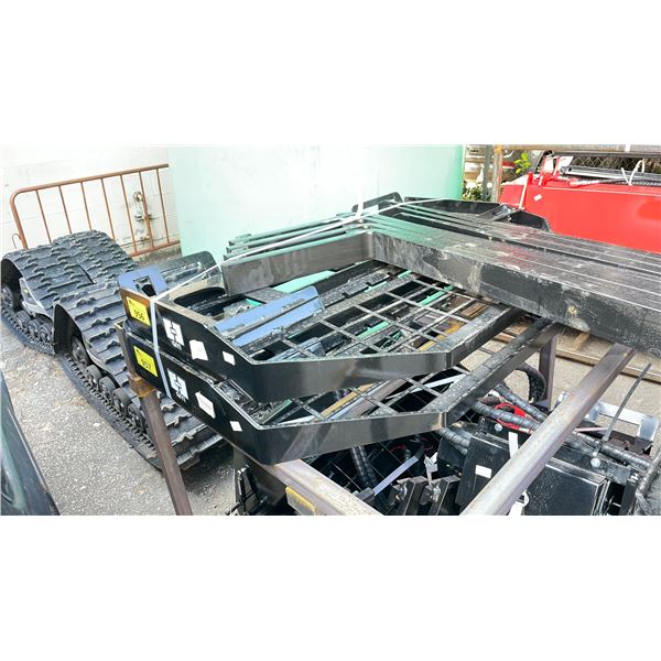 GIYI BLACK 45" SKID STEER HEADACHE RACK ATTACHMENT WITH 5' FORKS