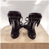 Image 4 : Brand New Black Heels carved in Tiger teeth Size 35 Euro; US/Canada 4.5