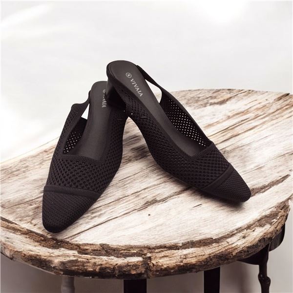 Brand New Black sling back block Heels for Women; Size 38 (Euro) US/Canada 5