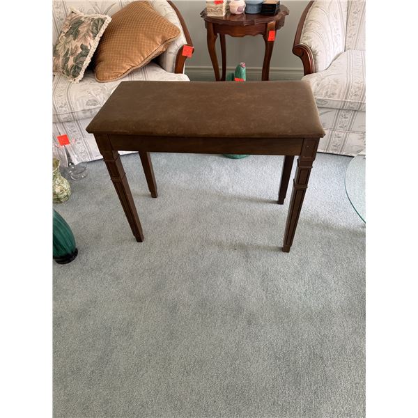 Bench with sheet music