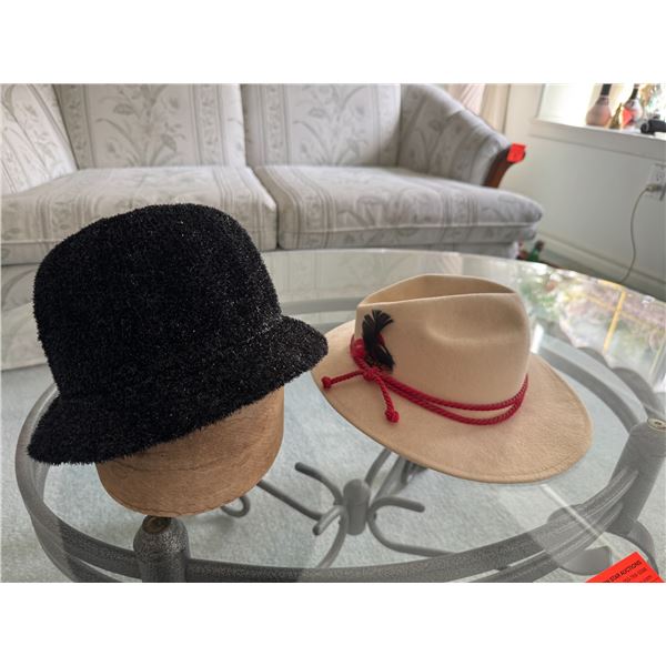 Vintage wood hat, stand, and vintage hat, FERSTEN made in Canada