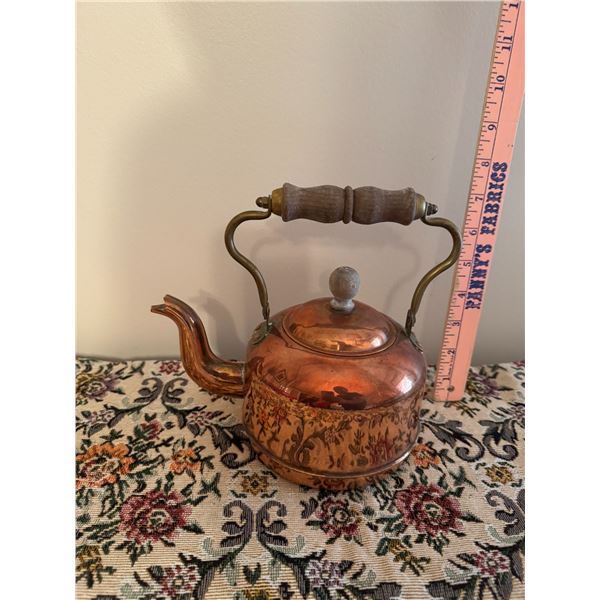 Copper pot