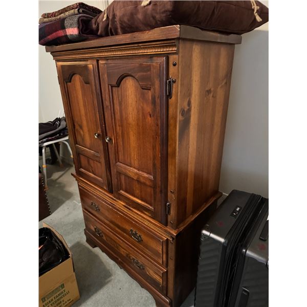 Armoire