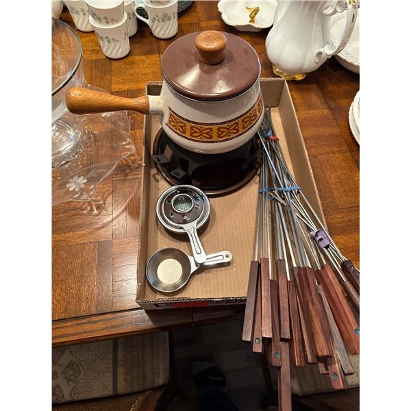fondue set