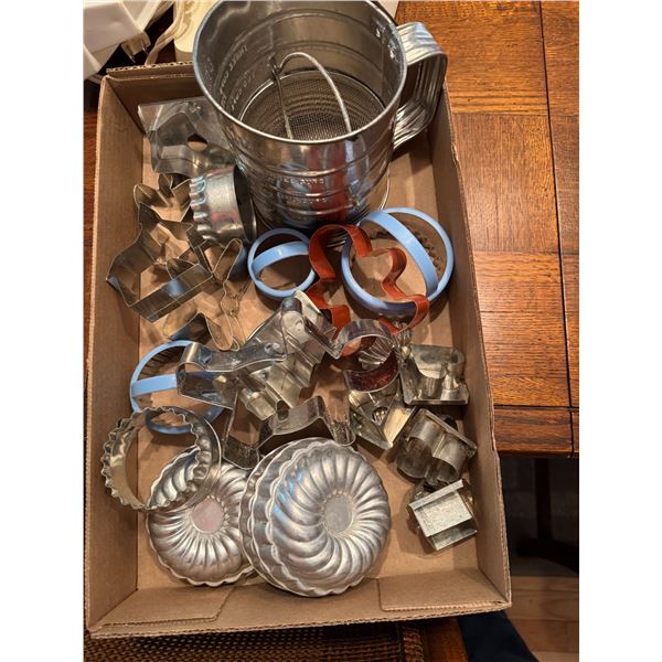 Vintage kitchen items, cookie cutters, flower sifter, etc