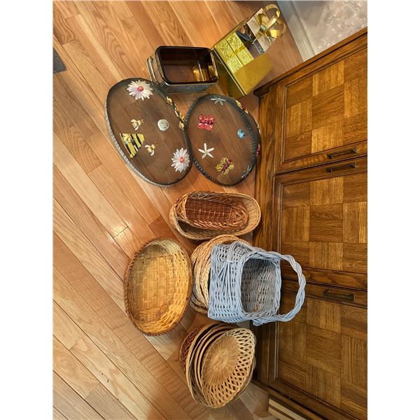 Baskets food, cover screens, and other items