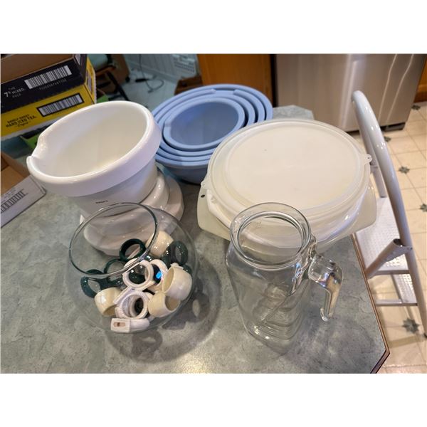 Bowls Krups scale etc.