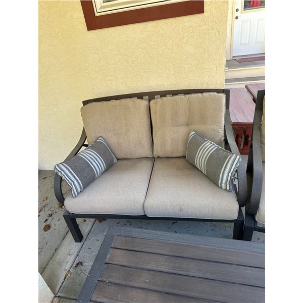 Patio love seat
