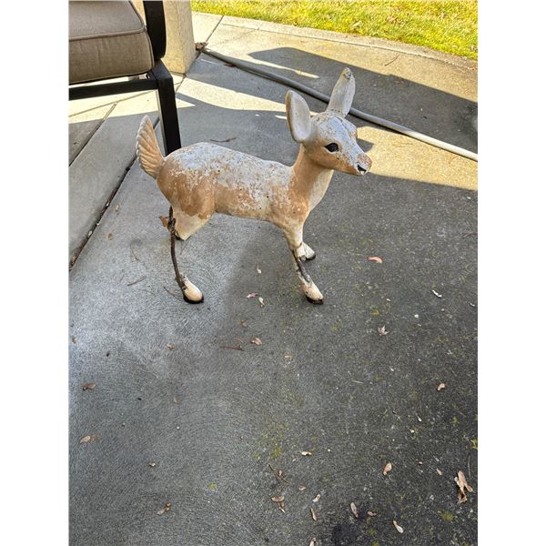 Concrete deer