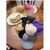 Image 1 : Hats
